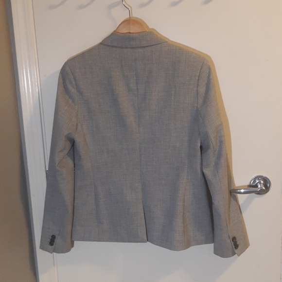 Gray blazer - Picture 2 of 4